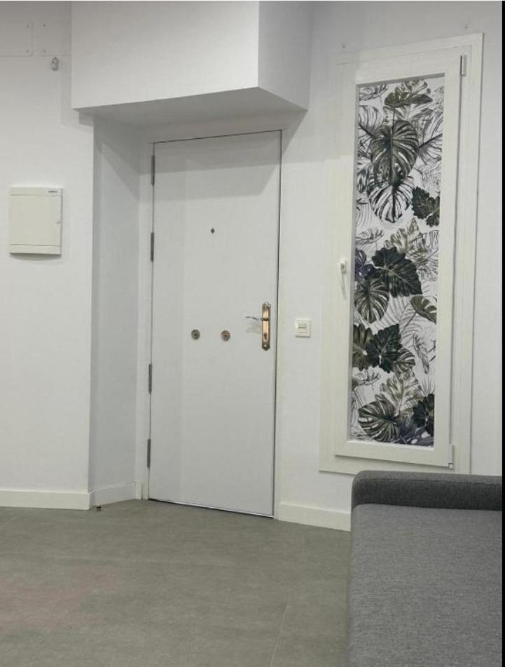 Estupendo Piso A 5 Min De La Estacion De Bus Y Tren Maria Zambrano Apartment Malaga Luaran gambar