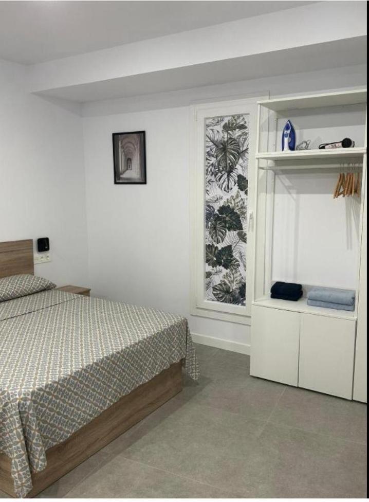 Estupendo Piso A 5 Min De La Estacion De Bus Y Tren Maria Zambrano Apartment Malaga Luaran gambar