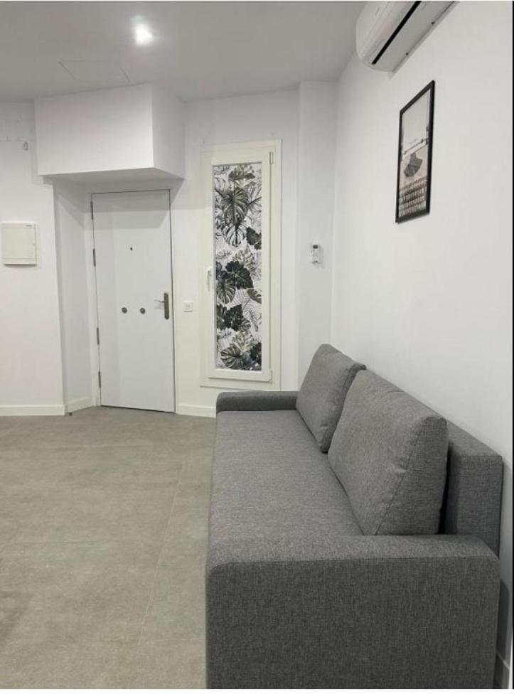 Estupendo Piso A 5 Min De La Estacion De Bus Y Tren Maria Zambrano Apartment Malaga Luaran gambar